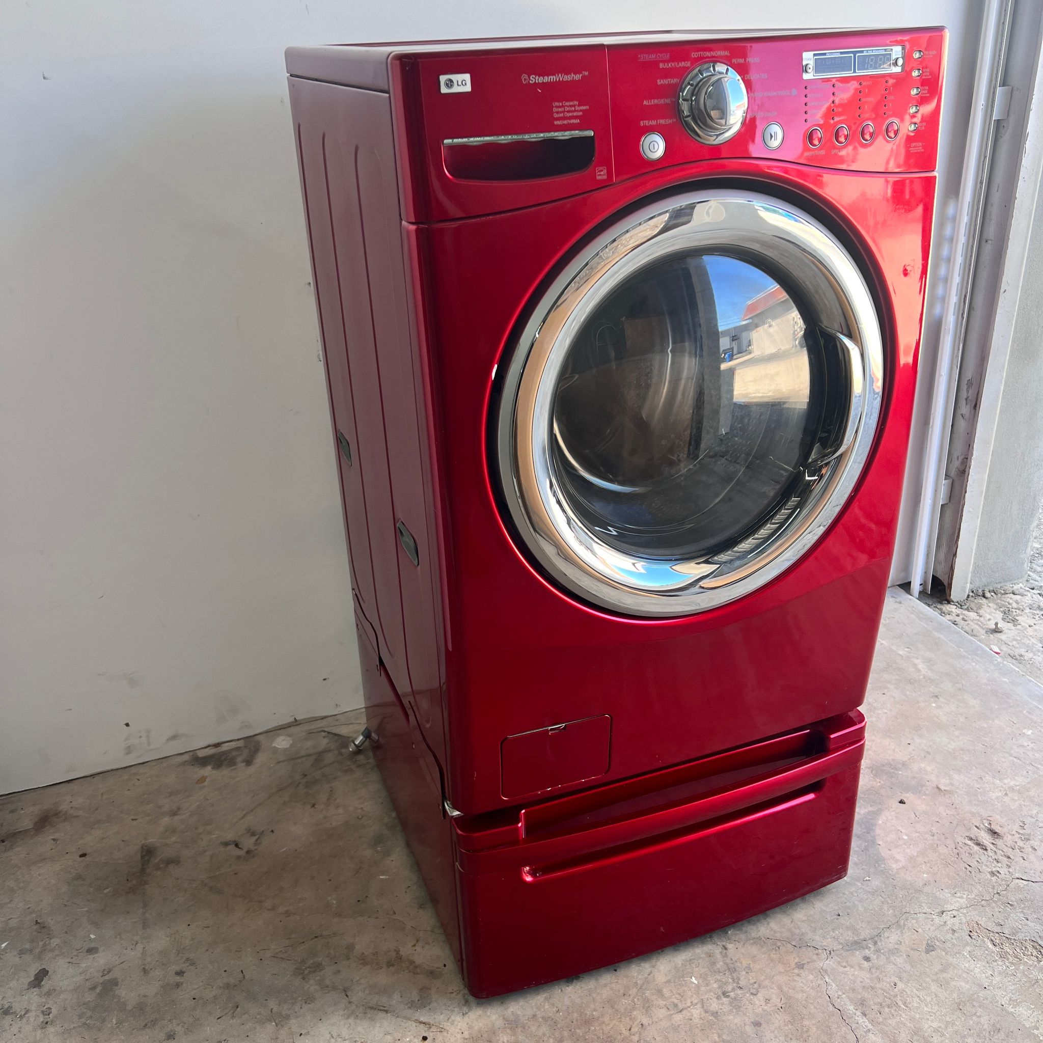LG Washer Front Load - Red with Pedestal LG Washer Front Load - Red with Pedestal